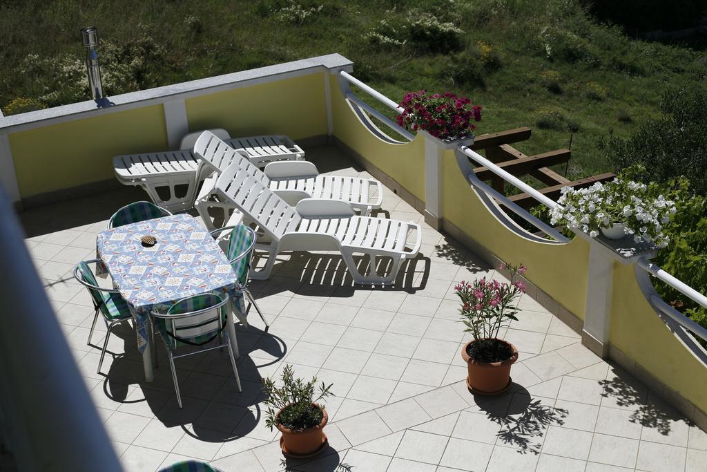 Apartments Roza Miskovici Экстерьер фото
