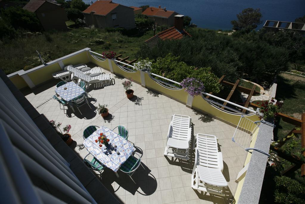 Apartments Roza Miskovici Экстерьер фото
