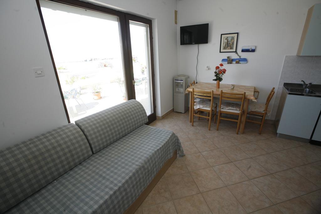 Apartments Roza Miskovici Экстерьер фото