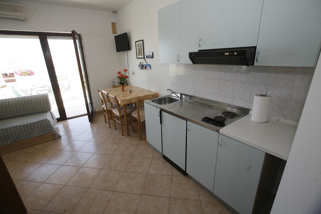 Apartments Roza Miskovici Экстерьер фото