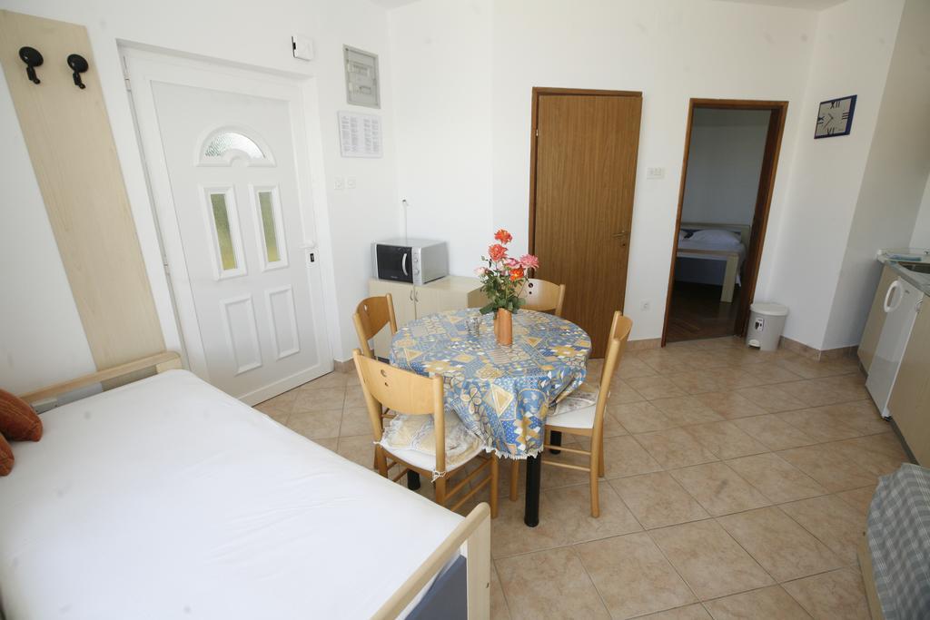 Apartments Roza Miskovici Экстерьер фото
