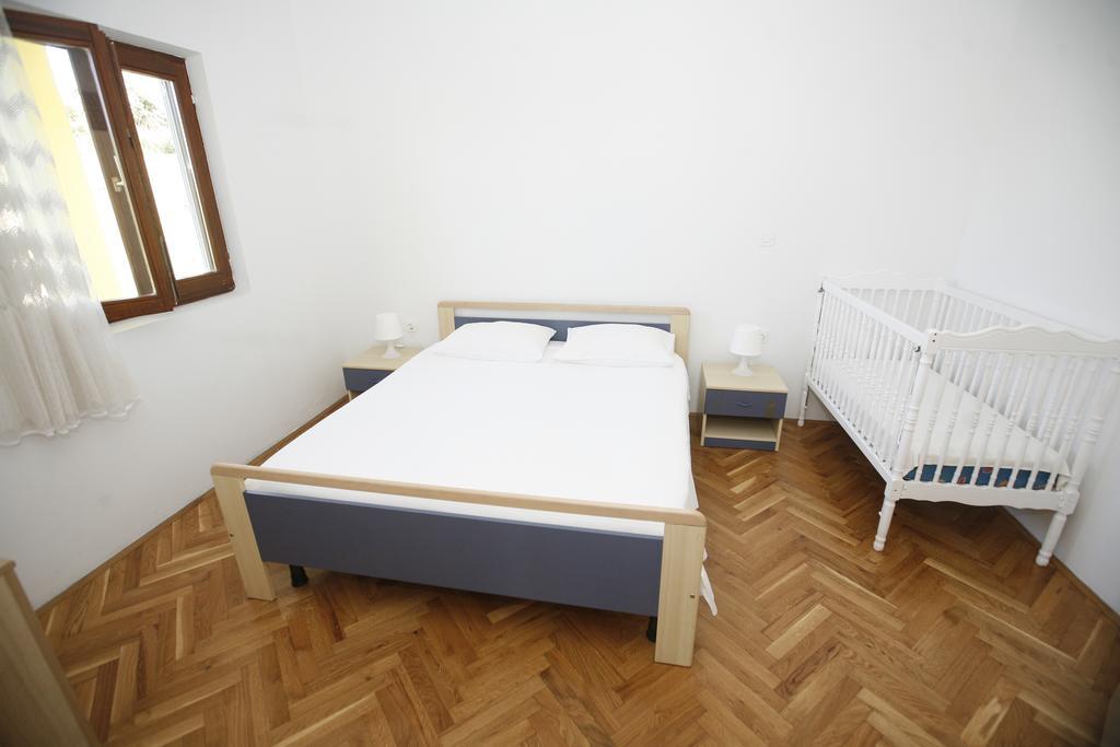 Apartments Roza Miskovici Экстерьер фото